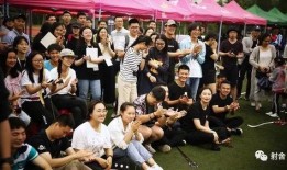 自助唱歌吃瓜群众视频,吃瓜群众变身音乐达人，共享欢乐时光