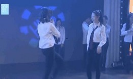 美女吃瓜神器视频大全,美女吃瓜神器视频大盘点，笑料百出，精彩纷呈！