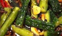 吃腌瓜的视频大全